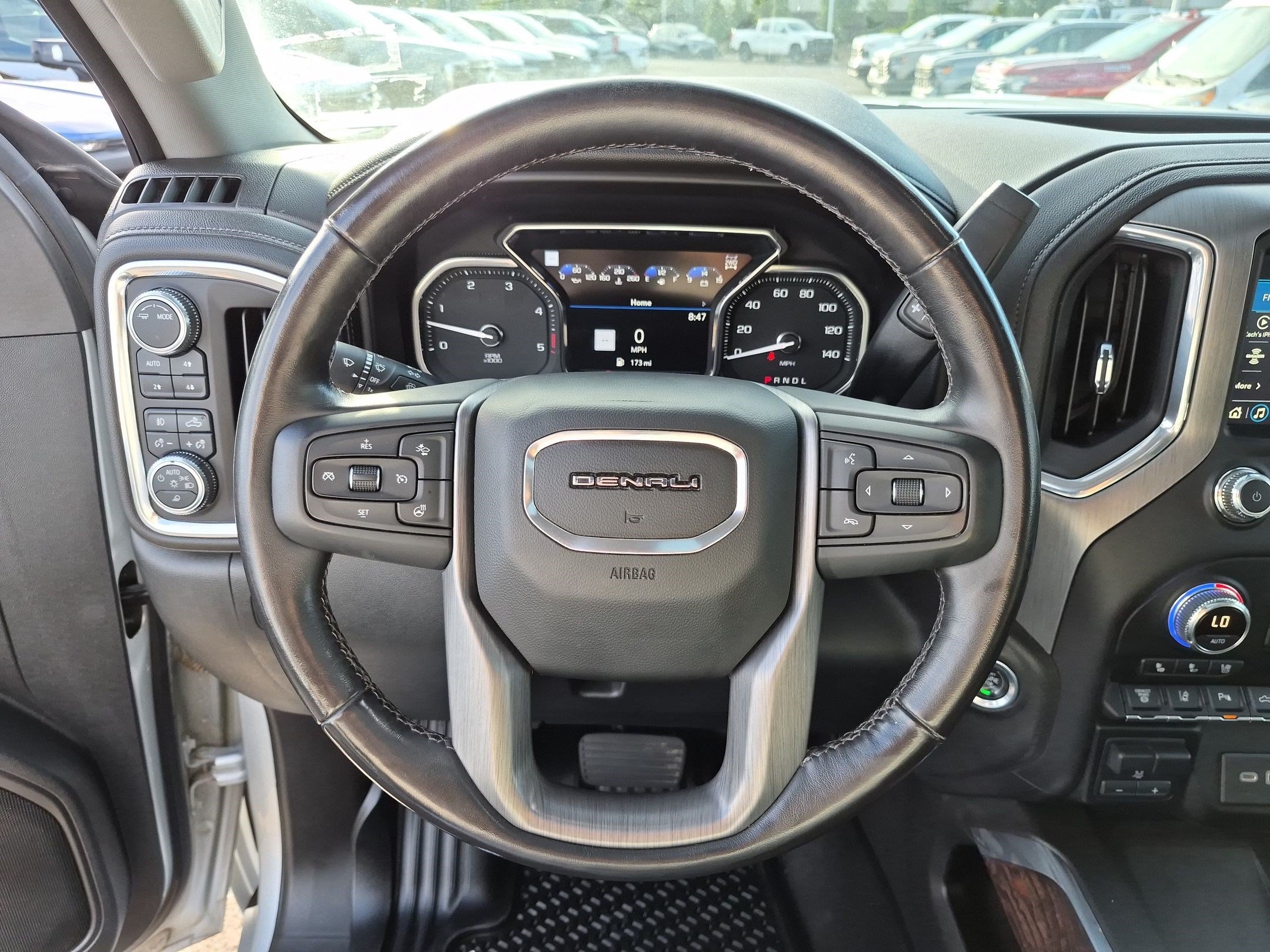 Used 2021 GMC Sierra 2500 Denali w/ Denali Ultimate Package AWD/4WD image 17