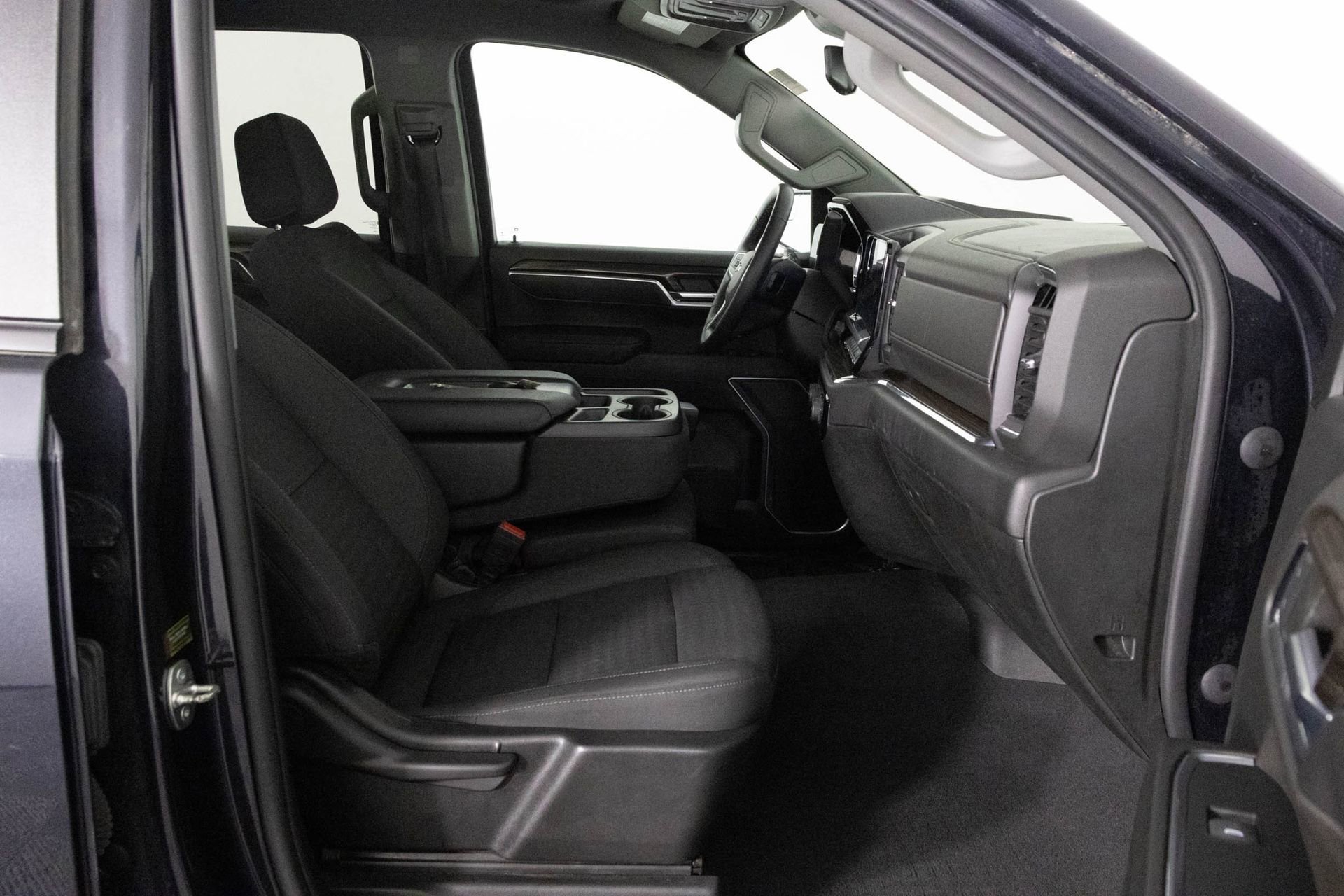 Certified 2023 Chevrolet Silverado 1500 LT image 37