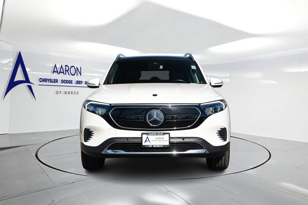 Used 2023 Mercedes-Benz EQB 350 4MATIC SUV w/ Exclusive Package image 4
