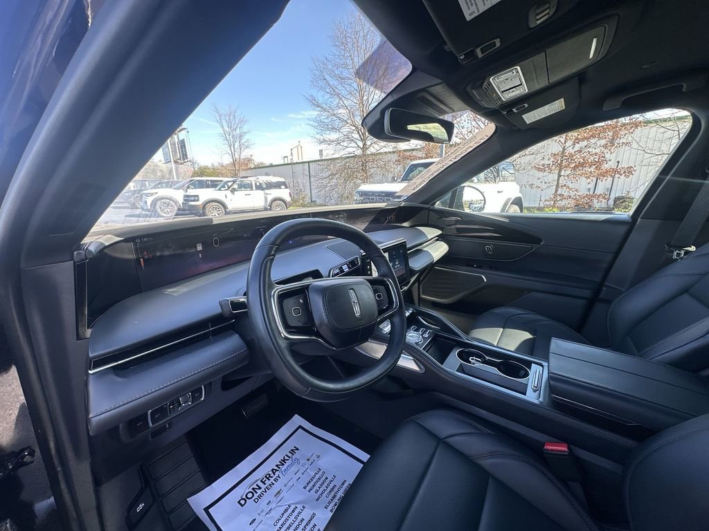Used 2025 Lincoln Nautilus Premier w/ Jet Appearance Package AWD/4WD image 10