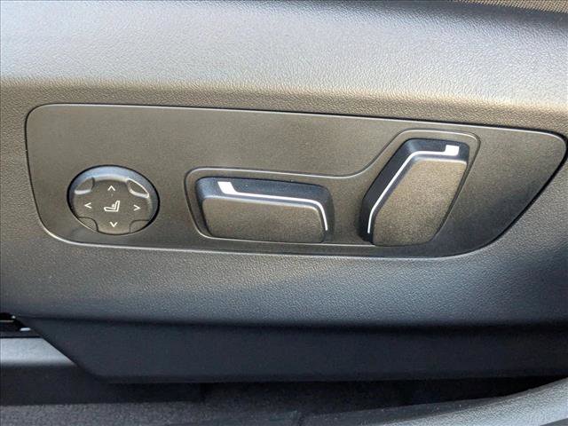 New 2026 BMW 550e xDrive image 4