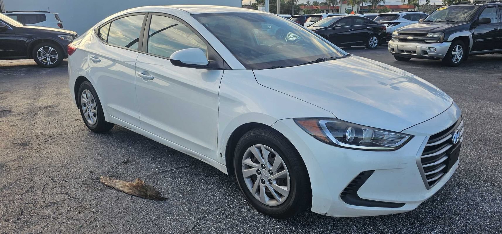 Used 2018 Hyundai Elantra SE FWD image 7