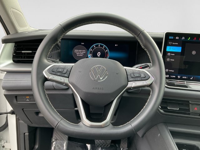 Certified 2026 Volkswagen Tiguan SE FWD image 13