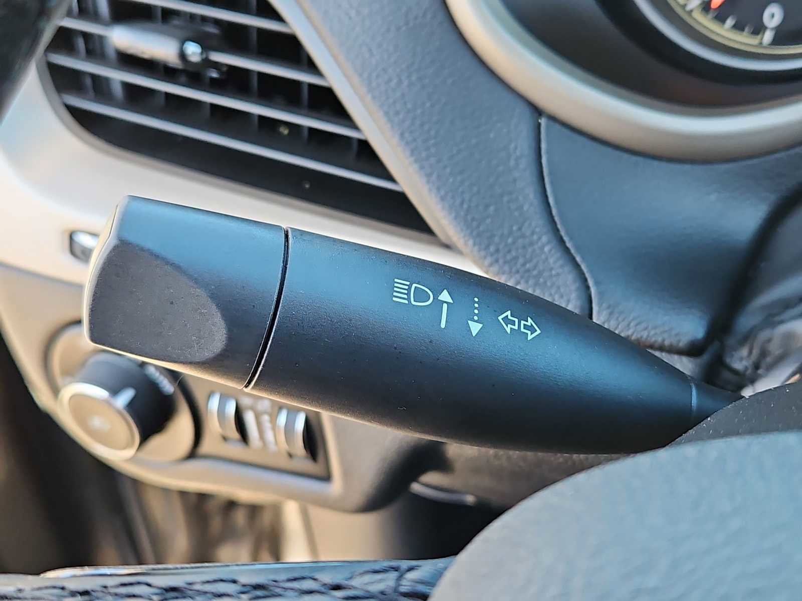 Used 2017 Jeep Cherokee Latitude image 27