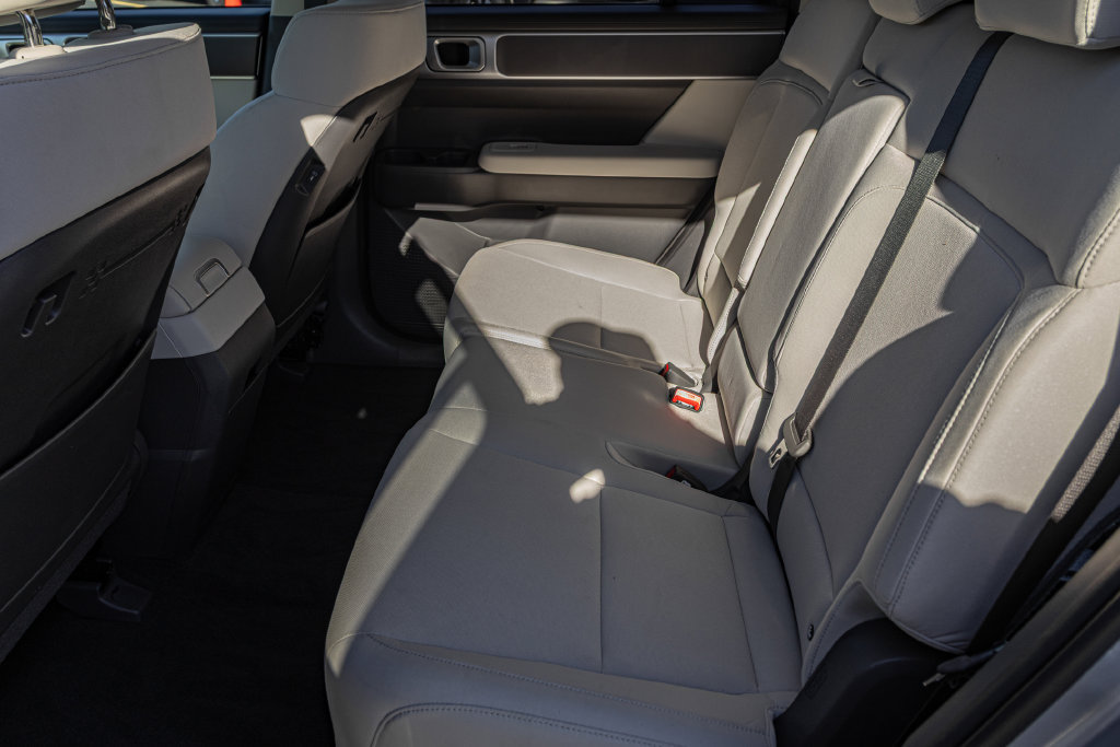 Certified 2026 Hyundai Santa Fe SE AWD/4WD image 28