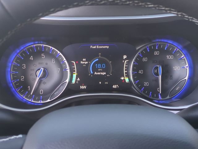 New 2026 Chrysler Pacifica Select FWD image 32