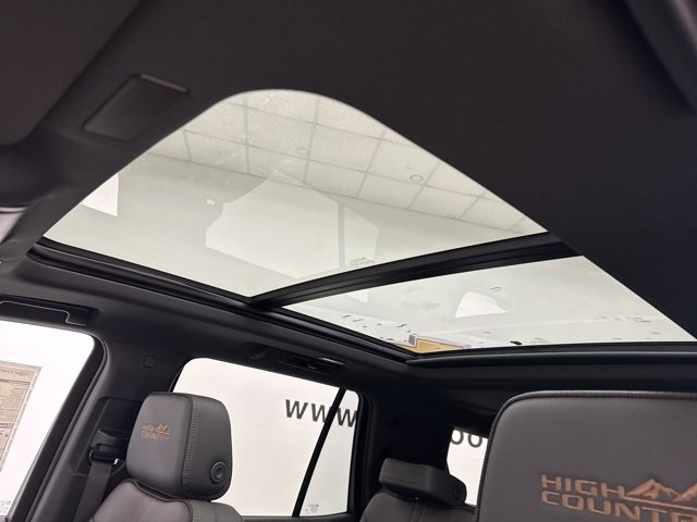 New 2026 Chevrolet Tahoe High Country w/ Sun And Tow Package image 24