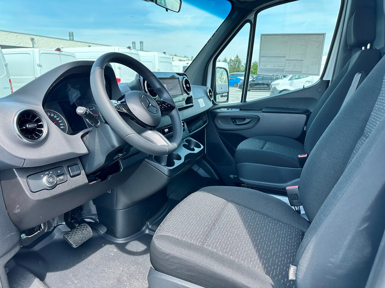 New 2026 Mercedes-Benz Sprinter 2500 image 9