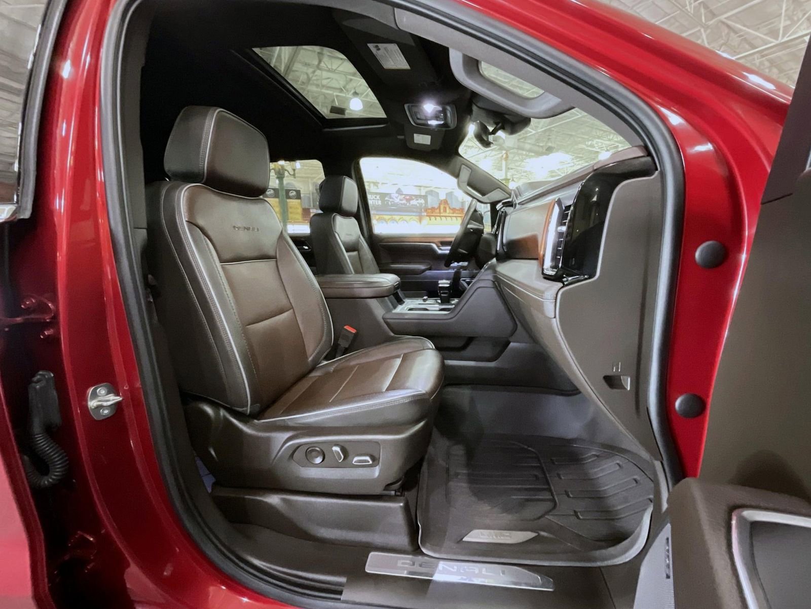 Certified 2023 GMC Sierra 1500 Denali w/ Denali Reserve Package image 15