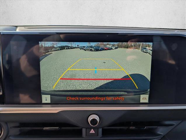 Used 2023 Toyota Crown XLE image 14