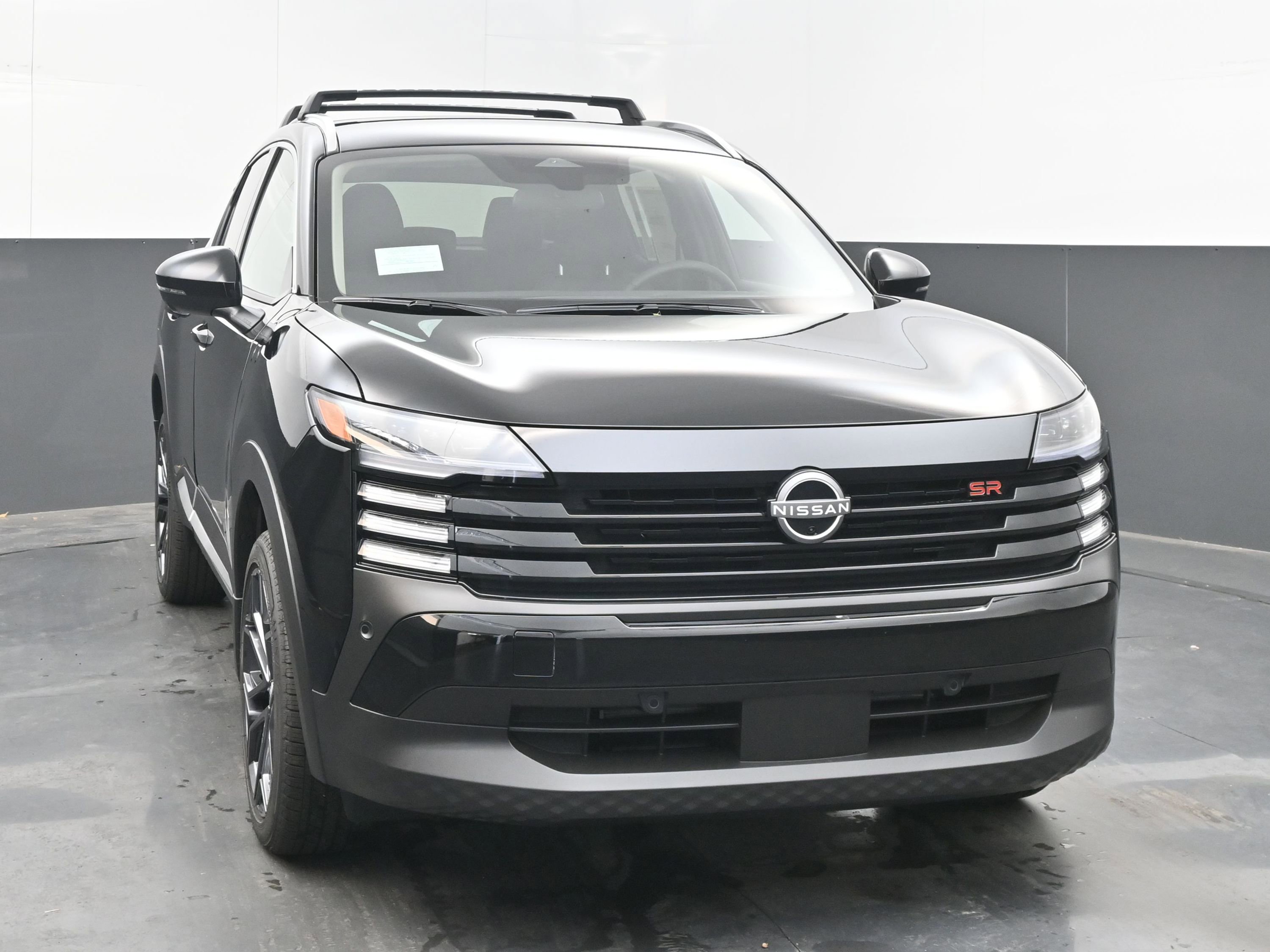 New 2026 Nissan Kicks SR image 2