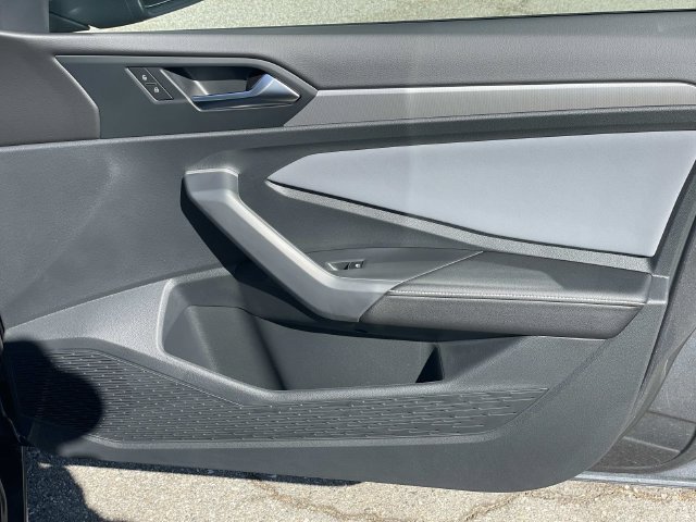 New 2026 Volkswagen Jetta SE FWD image 27