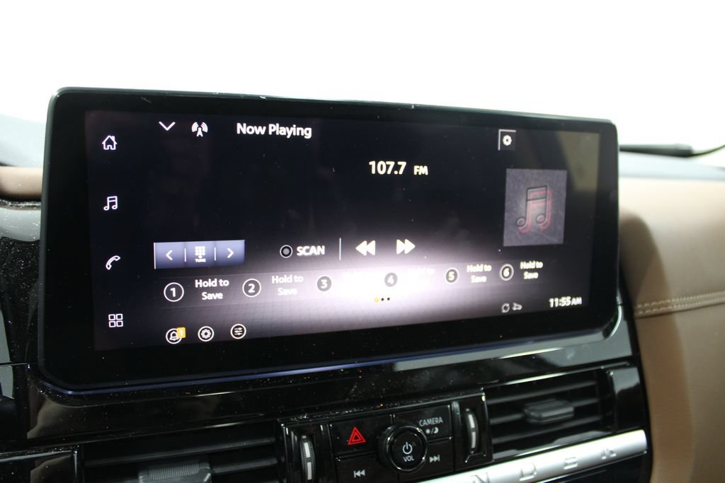 Used 2026 Nissan Pathfinder Platinum AWD/4WD image 37