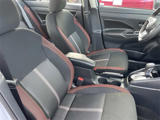 Used 2025 Nissan Versa SR w/ Trunk Package image 32