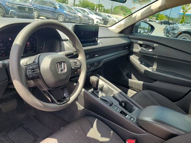 Certified 2025 Honda Accord SE image 13