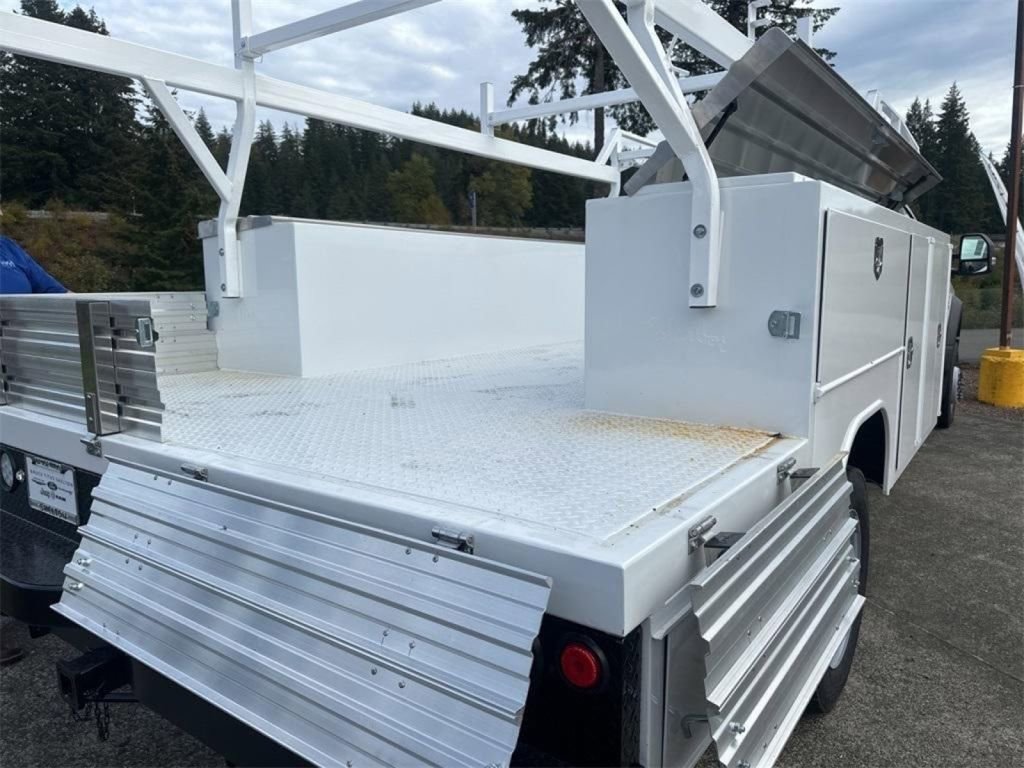 New 2024 Ford F450 XL image 33