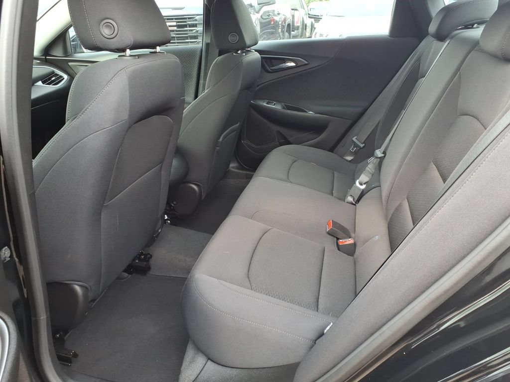 Used 2023 Chevrolet Malibu RS FWD image 9