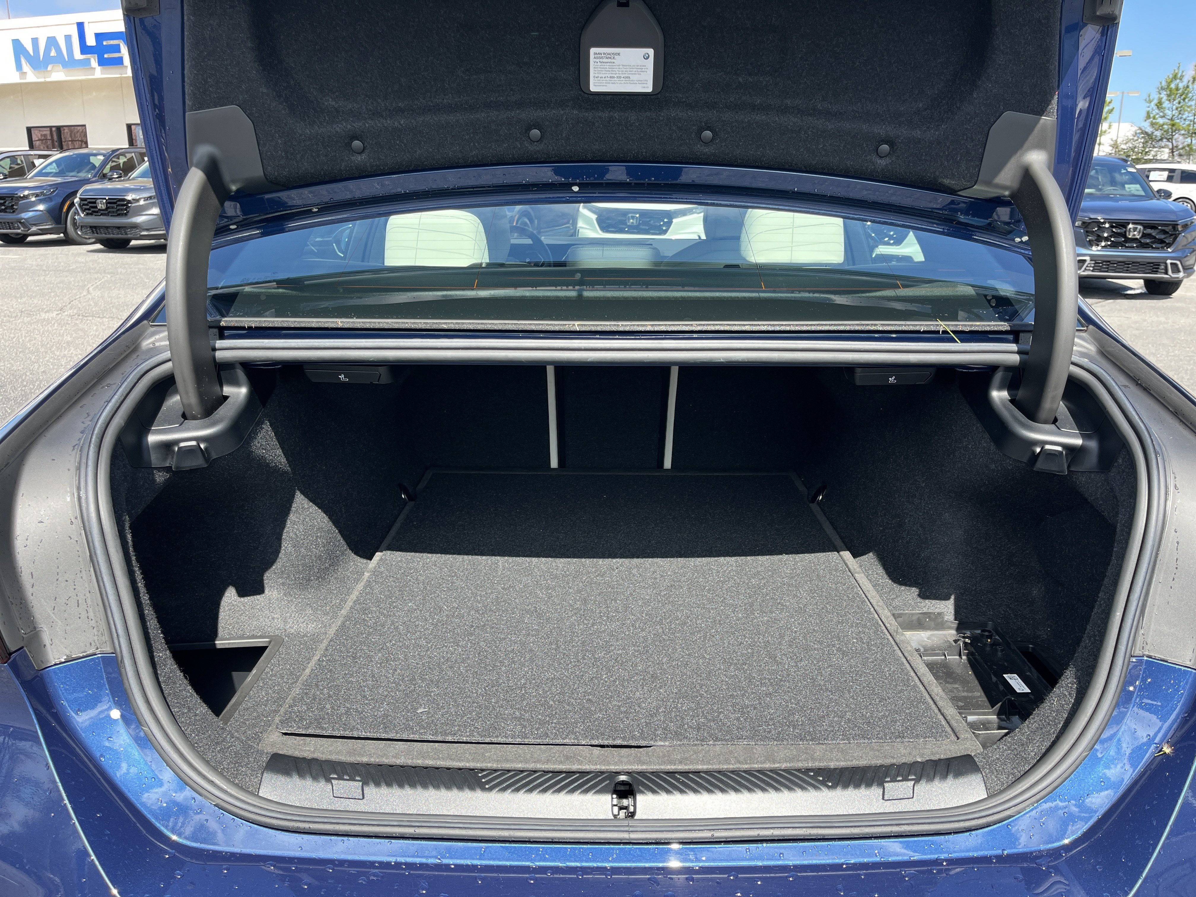 Used 2024 BMW 530i w/ Premium Package image 27