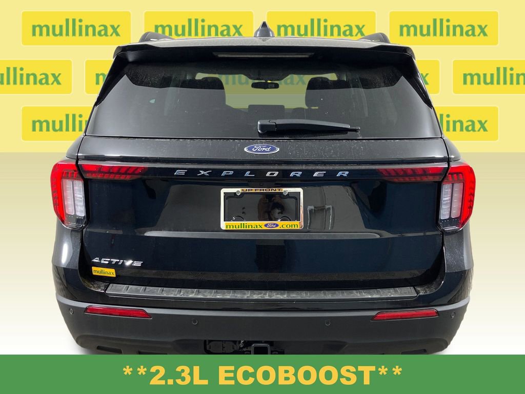 New 2026 Ford Explorer Active RWD image 8