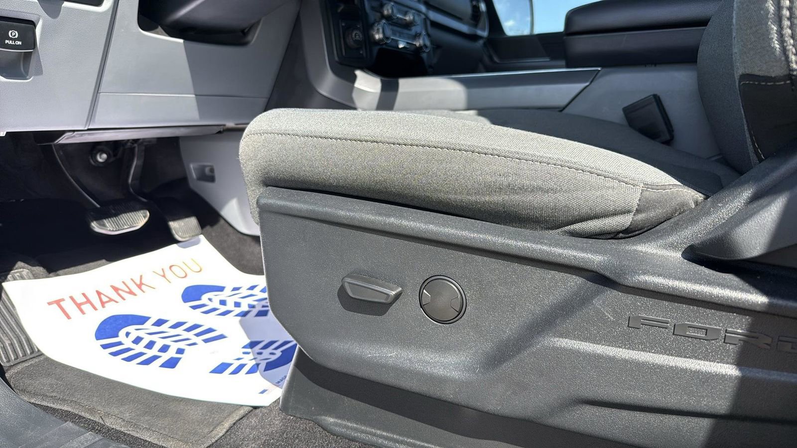 Used 2025 Ford F150 XLT w/ Equipment Group 301A Standard image 11