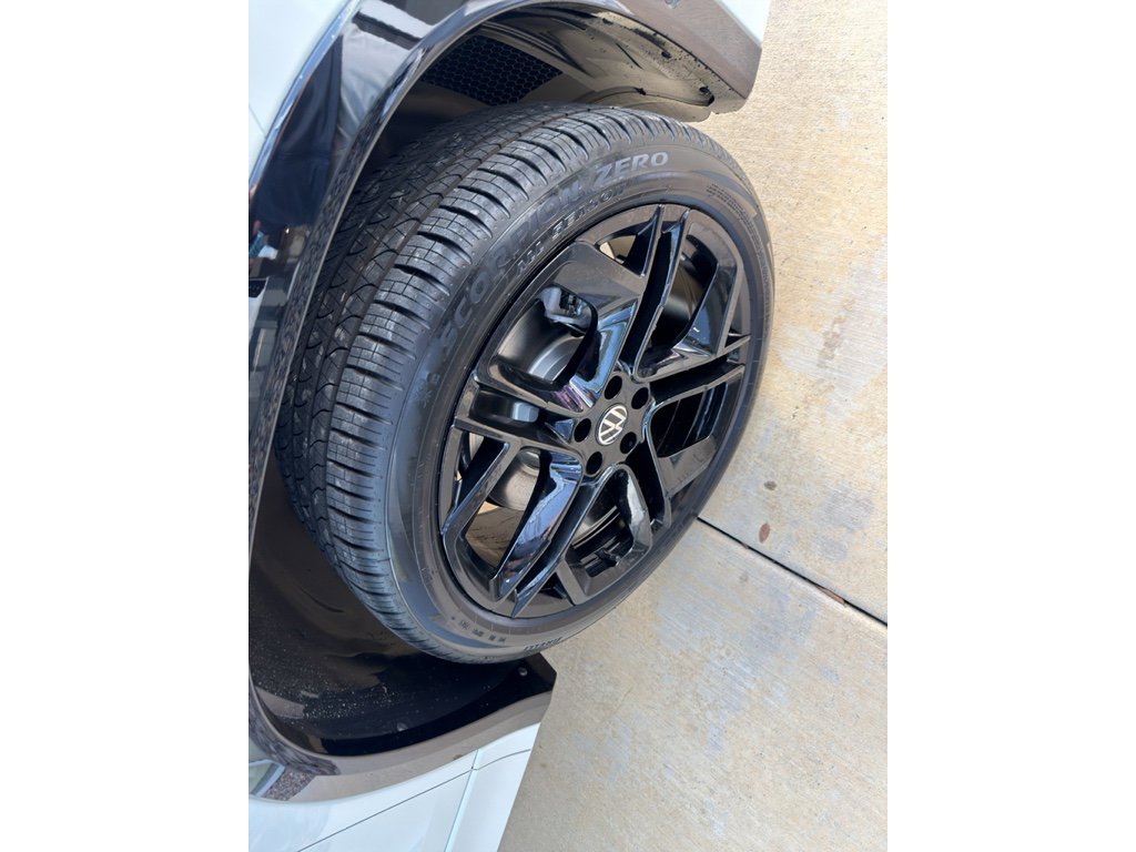 New 2026 Volkswagen Tiguan SE R-Line image 11