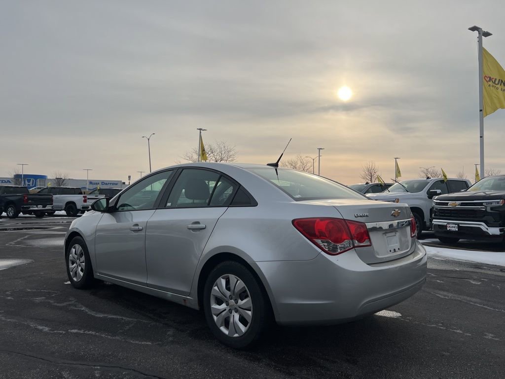 Used 2014 Chevrolet Cruze LS image 6