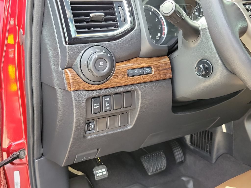 Used 2024 Nissan Titan Platinum Reserve w/ Moonroof Package AWD/4WD image 21