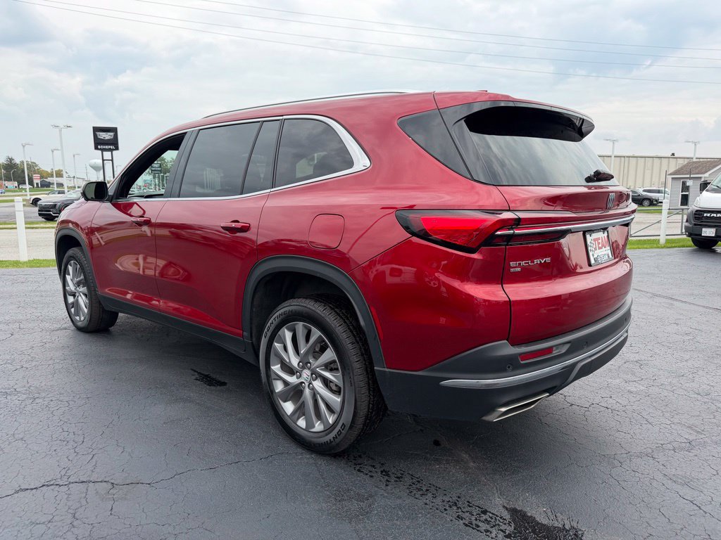 Used 2025 Buick Enclave Preferred AWD/4WD image 5