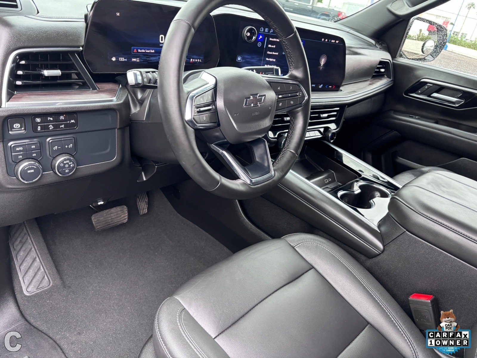 Used 2025 Chevrolet Tahoe Z71 w/ Comfort Package AWD/4WD image 15