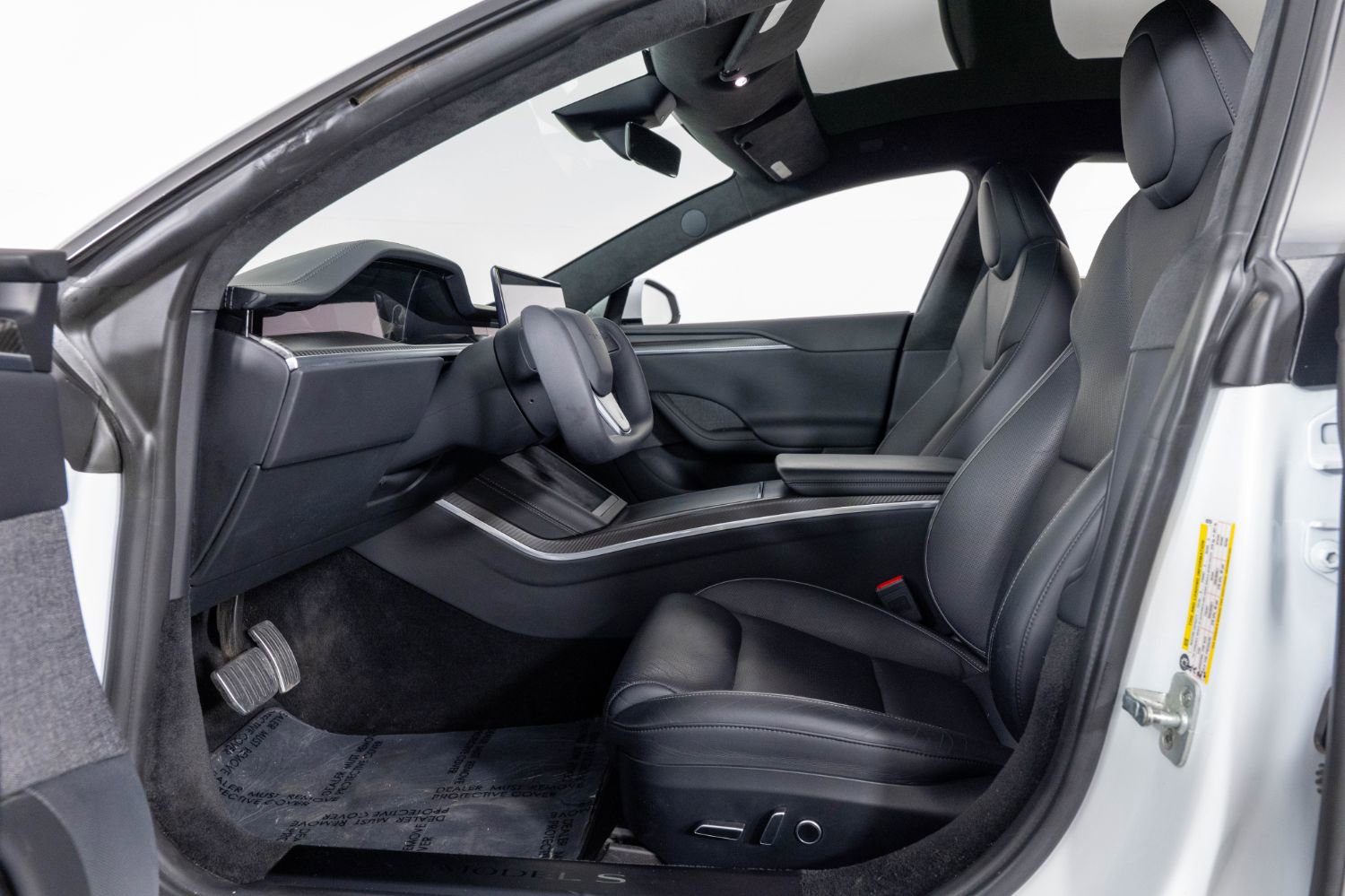 Used 2021 Tesla Model S Plaid image 15