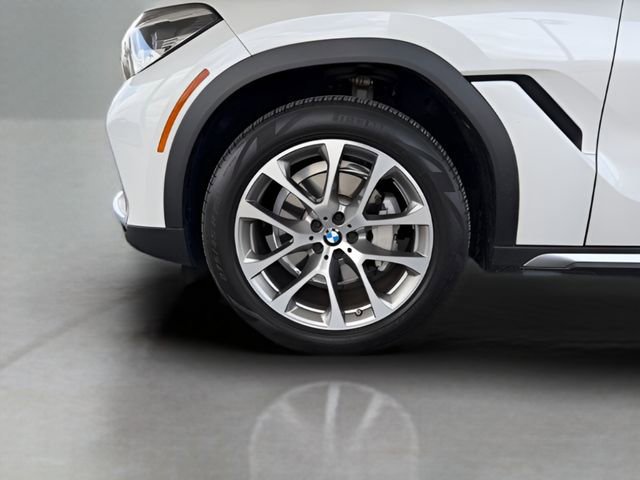 Certified 2022 BMW X6 xDrive40i image 16