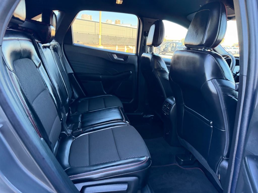 Used 2023 Ford Escape ST-Line w/ Tech Pack #1 image 16