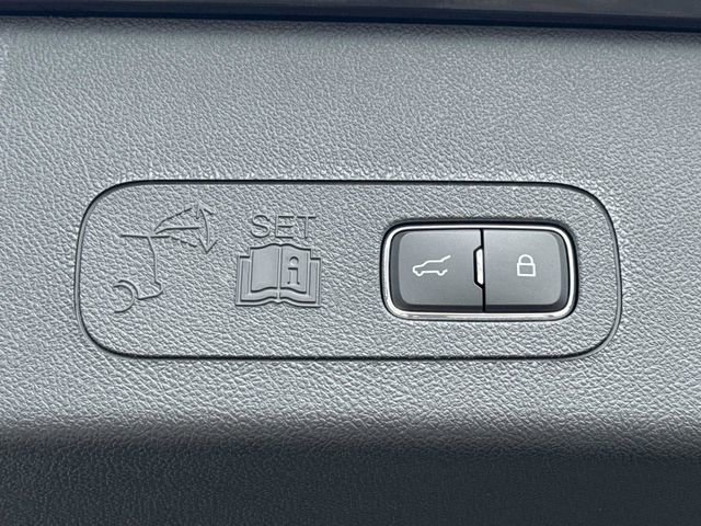 New 2025 Lincoln Aviator Reserve w/ Luxury Package image 9