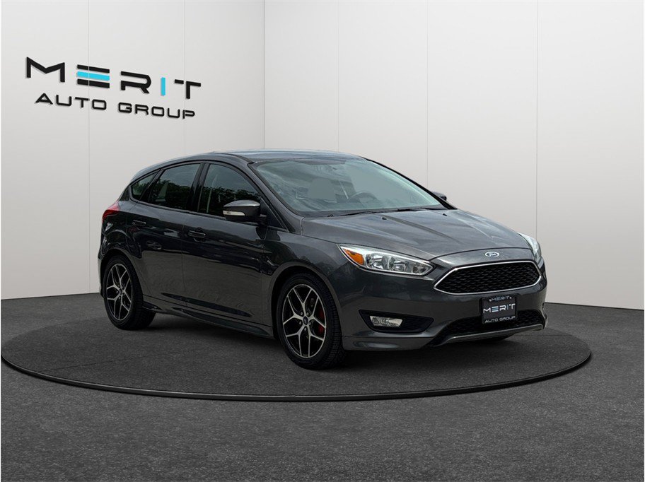 Used 2015 Ford Focus SE w/ SE Sport Package