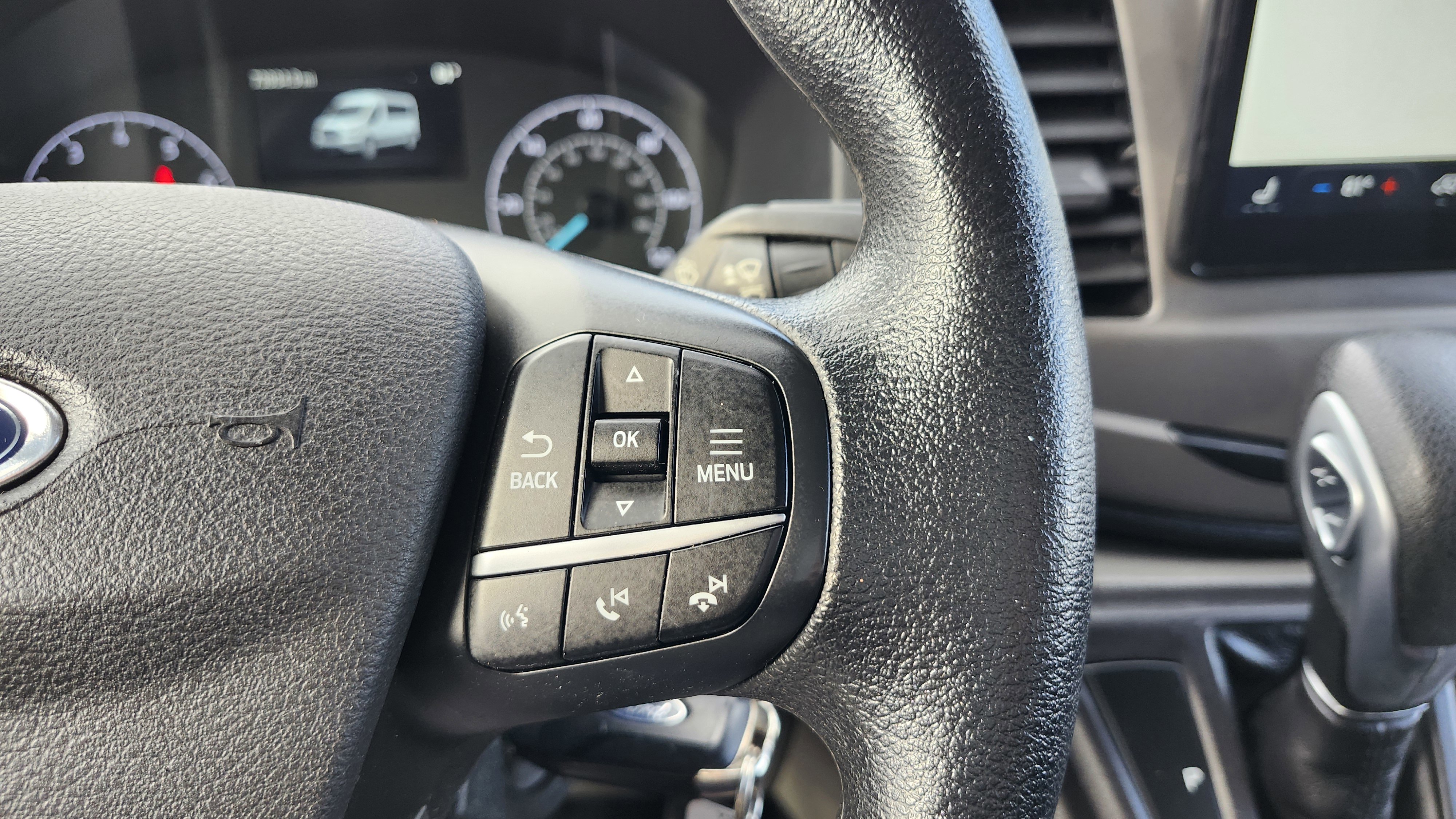 Used 2022 Ford Transit 350 XLT image 36