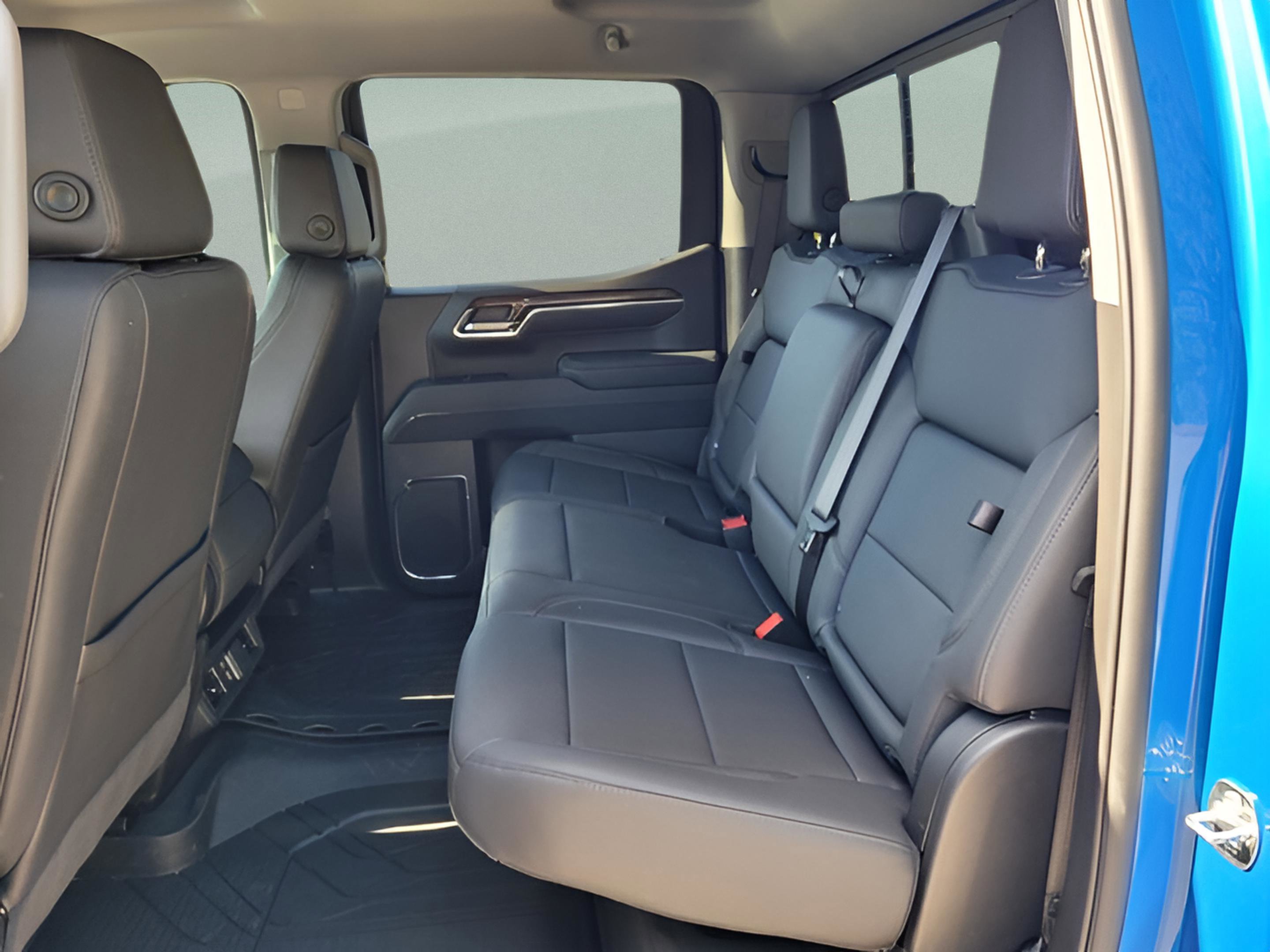 New 2026 Chevrolet Silverado 1500 LT w/ All Star Edition Plus image 7