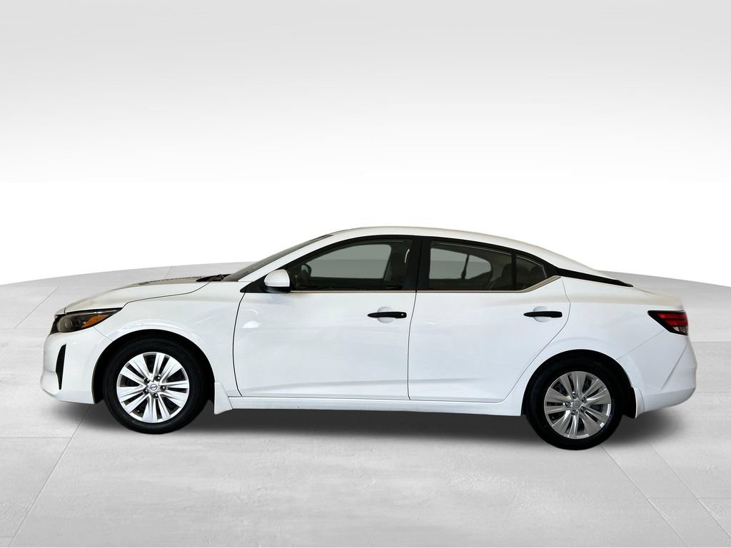 Used 2024 Nissan Sentra S FWD image 2