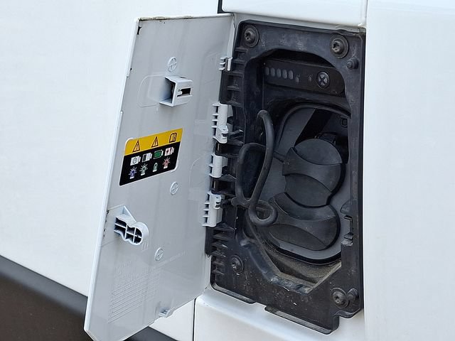 New 2024 RAM ProMaster 3500 w/ Delivery Van Package FWD image 19
