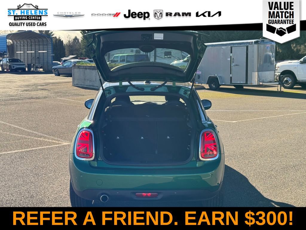 Used 2020 MINI Cooper 4-Door Hardtop w/ Storage Package image 7