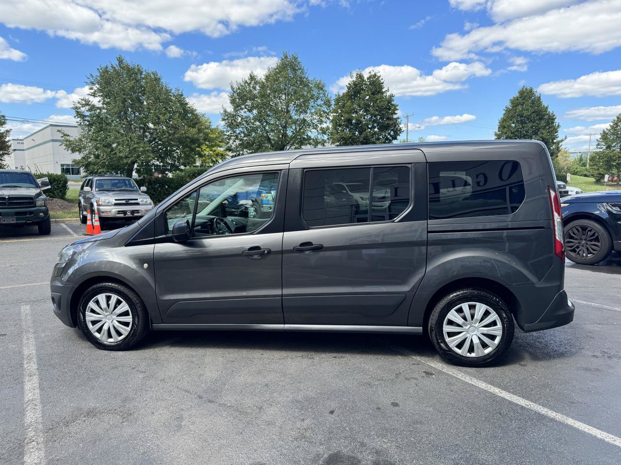 Used 2016 Ford Transit Connect XL FWD image 8