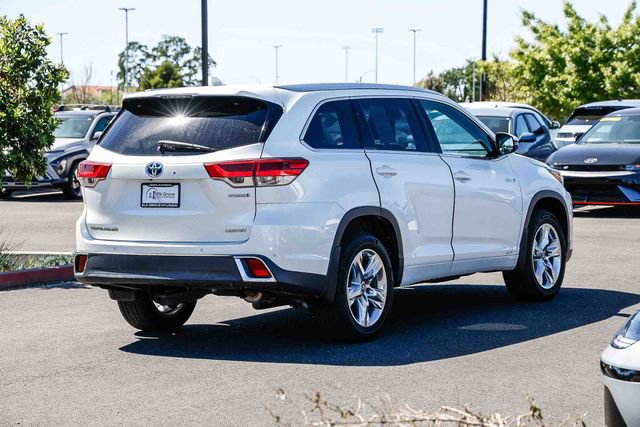 Used 2019 Toyota Highlander Limited image 5