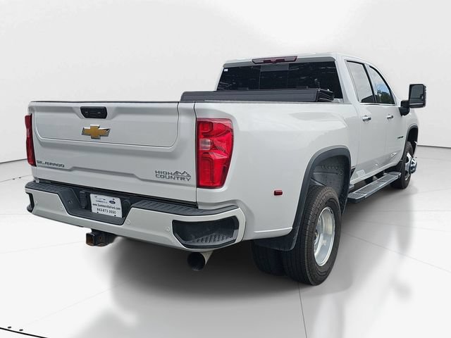 Used 2022 Chevrolet Silverado 3500 High Country w/ Safety Package II AWD/4WD image 3