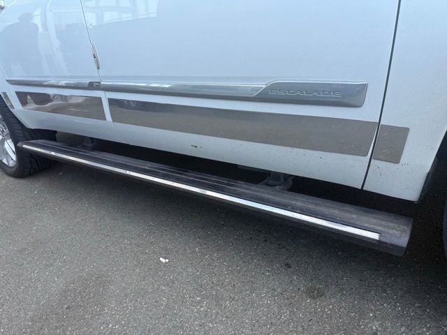 Used 2016 Cadillac Escalade ESV Premium image 26