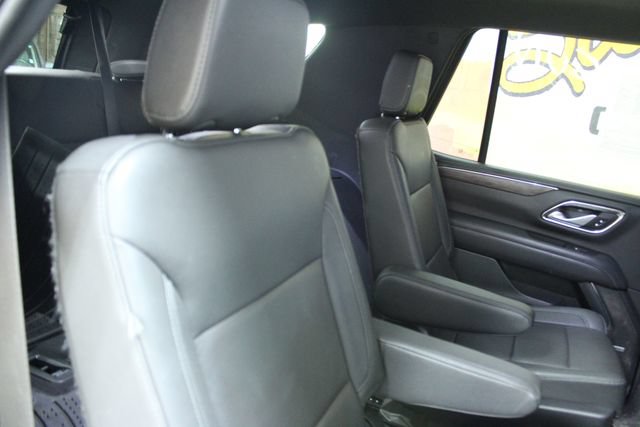 Used 2022 Chevrolet Tahoe LT w/ Luxury Package AWD/4WD image 9