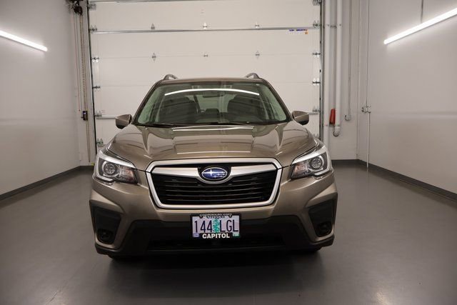 Used 2019 Subaru Forester Premium AWD/4WD image 6