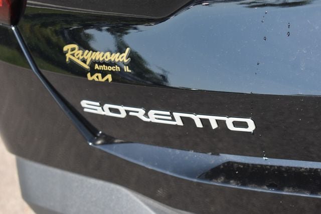 New 2026 Kia Sorento LX FWD image 15