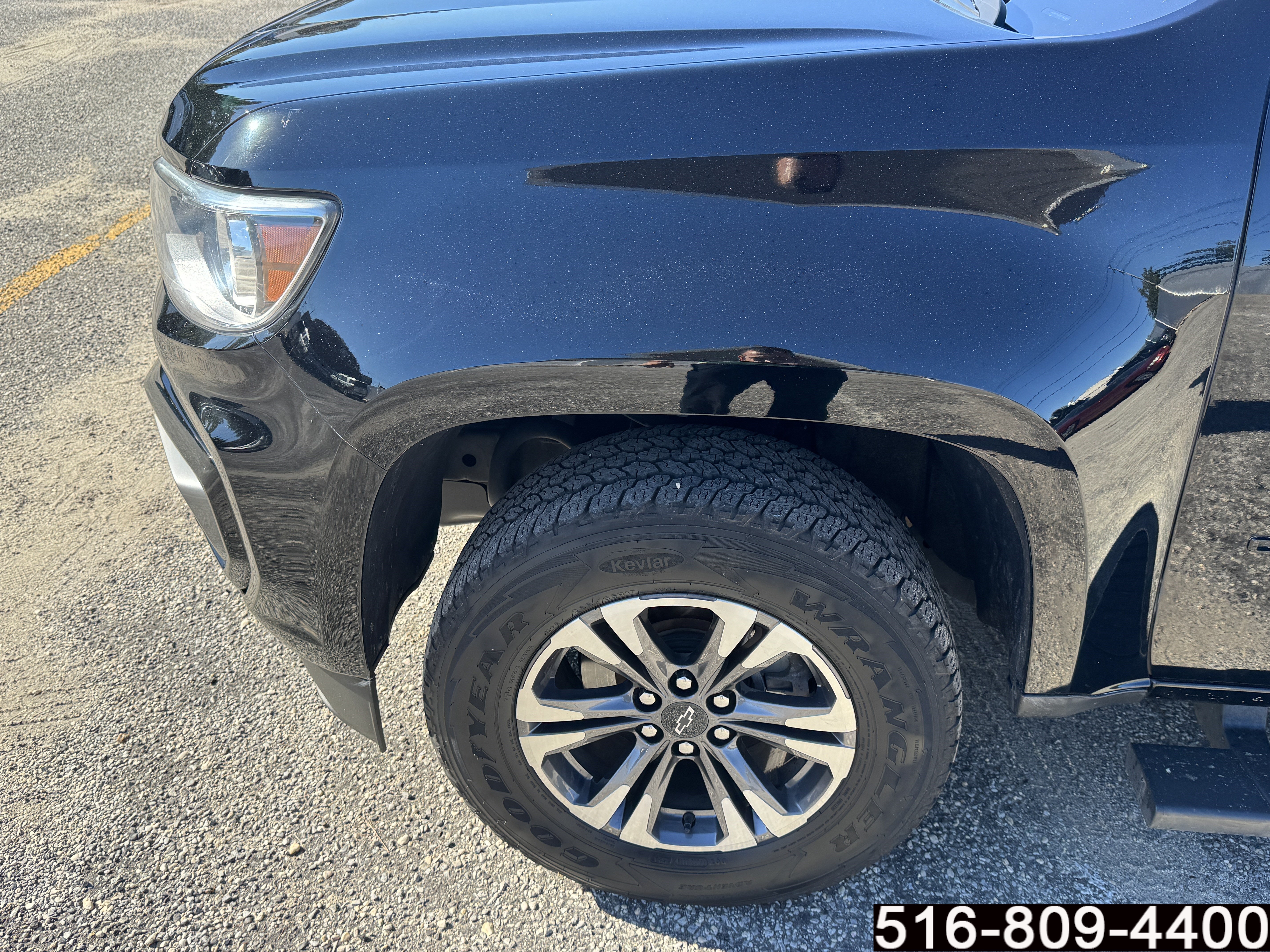 Used 2022 Chevrolet Colorado Z71 AWD/4WD image 10