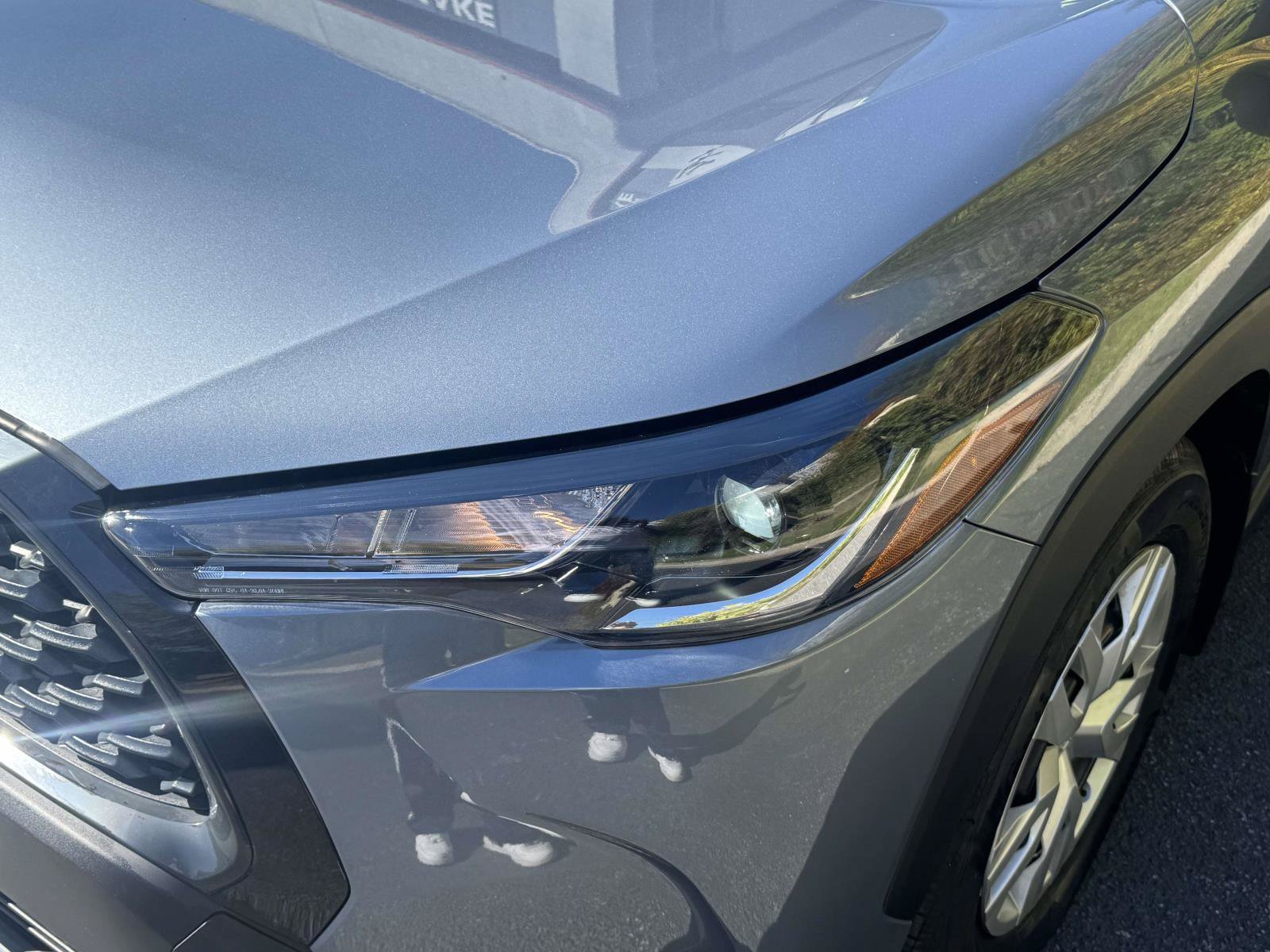 Used 2024 Toyota Corolla Cross L AWD/4WD image 8
