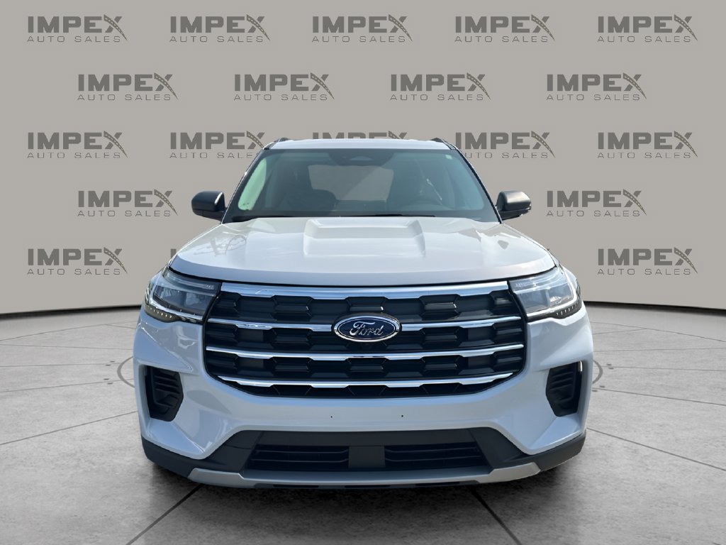 Used 2026 Ford Explorer Active RWD image 8