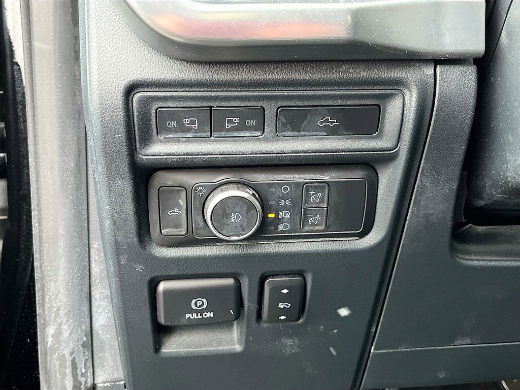 Used 2022 Ford F150 Lariat w/ Equipment Group 502A High image 10